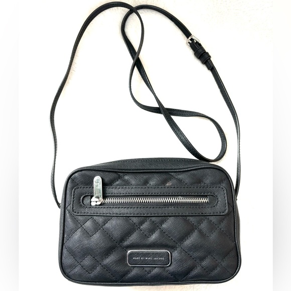 Marc Jacobs Black Quilted Leather Crossbody Bag - Picture 1 of 12